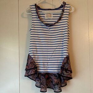 Cute mixed pattern top